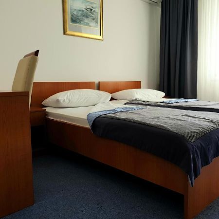Hotel Zagreb Split Bagian luar foto