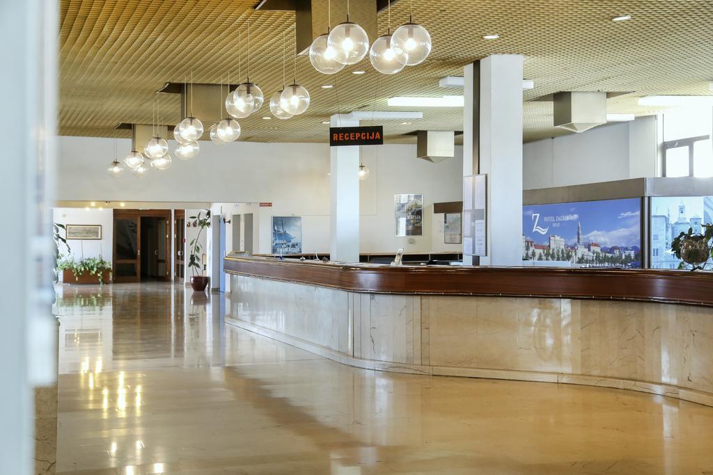 Hotel Zagreb Split Bagian luar foto