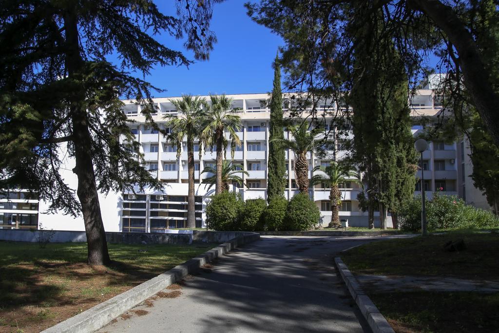 Hotel Zagreb Split Bagian luar foto